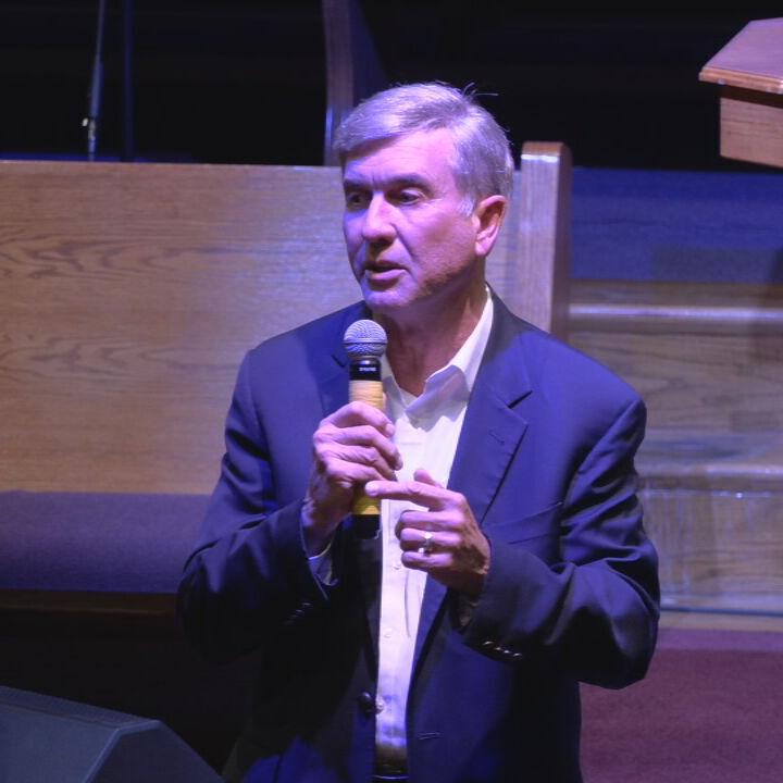 Bill Dieruf-Louisville mayoral forum 9-27-22.jpeg